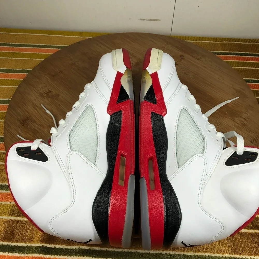 Nike Air Jordan Air 5 Mens 8.5 shoes white OG Fire Red Basketball sneakers